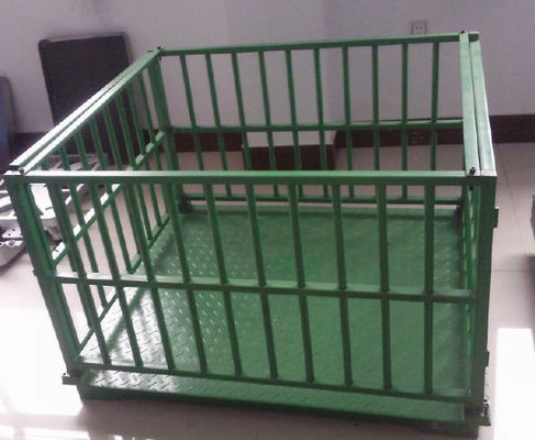 Escala dos rebanhos animais do aço carbono 1t 2t 3t, escalas de peso do gado para carneiros da vaca do porco do cavalo com a cerca galvanizada quente